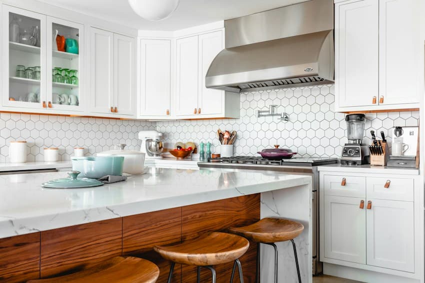 Fresh, light-filled kitchen ready for everyday life